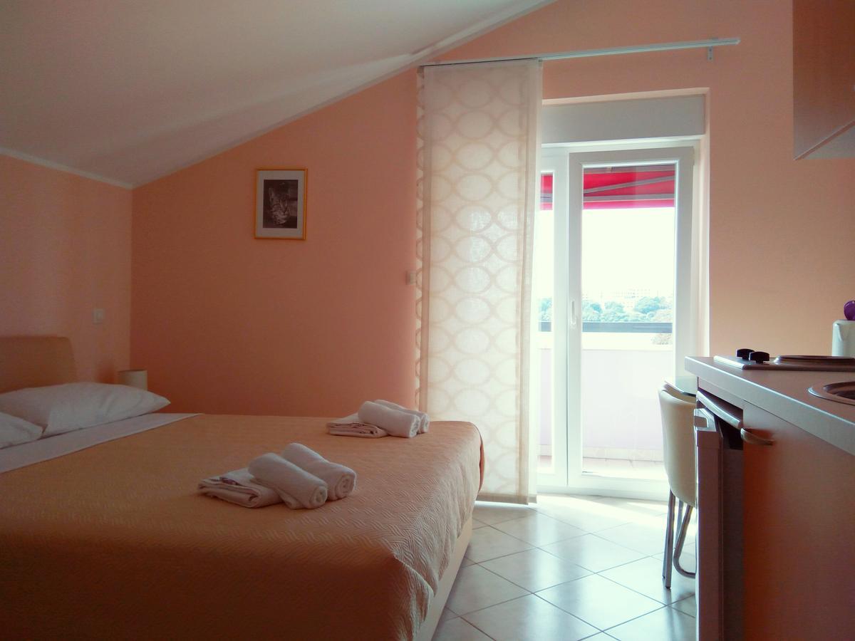 بيشكانا أوفالا Aparthotel Viola المظهر الخارجي الصورة