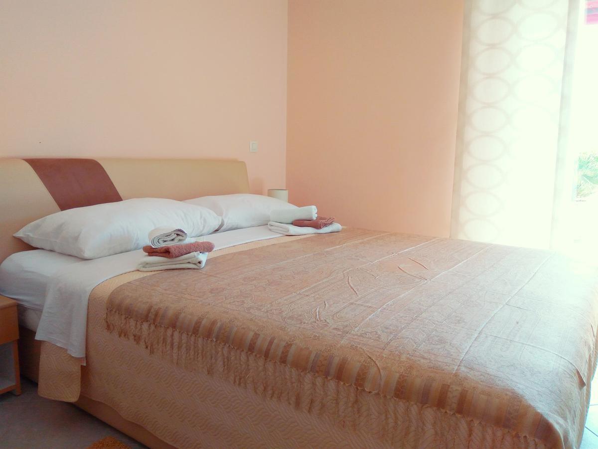 بيشكانا أوفالا Aparthotel Viola المظهر الخارجي الصورة