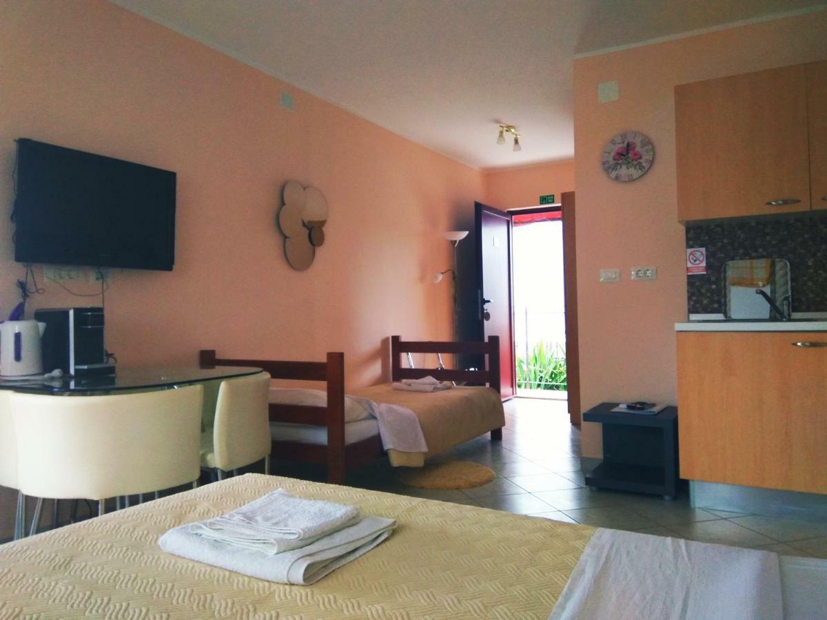 بيشكانا أوفالا Aparthotel Viola المظهر الخارجي الصورة